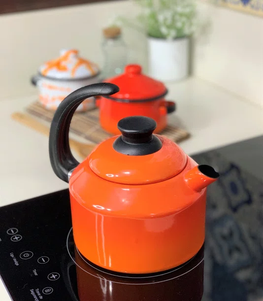 Chaleira Esmaltada - nº 14 - Laranja - 1500 ml (EWEL)