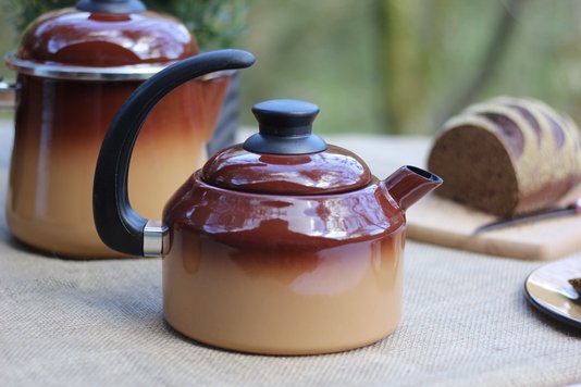 Chaleira Esmaltada - nº 14 - Marrom - 1500 ml (EWEL)