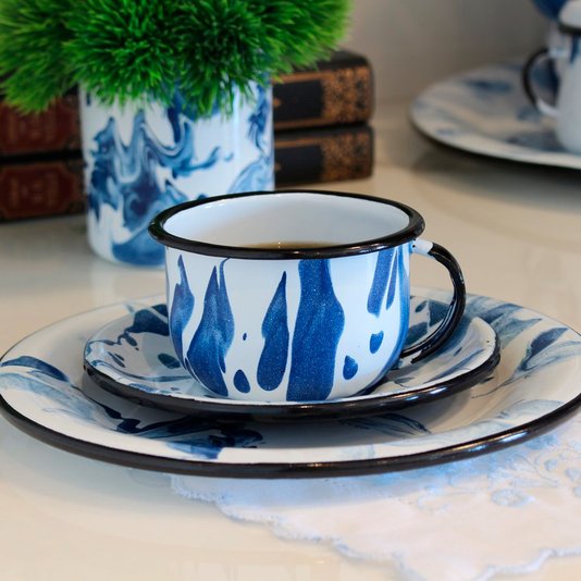 Xícara Esmaltada com Pires Esmaltado Azul - EWEL Coleção Marmorizada