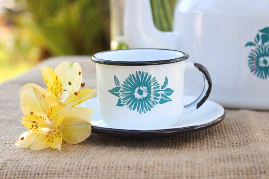 Xícara n° 06 Esmaltada Branca 120 ml EWEL com Flor Azul