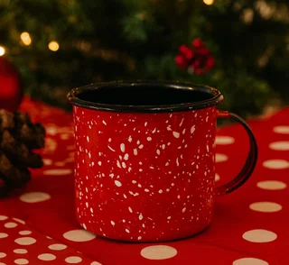 Caneca Esmaltada Vermelha Salpicada Branca (370ml) - EWEL